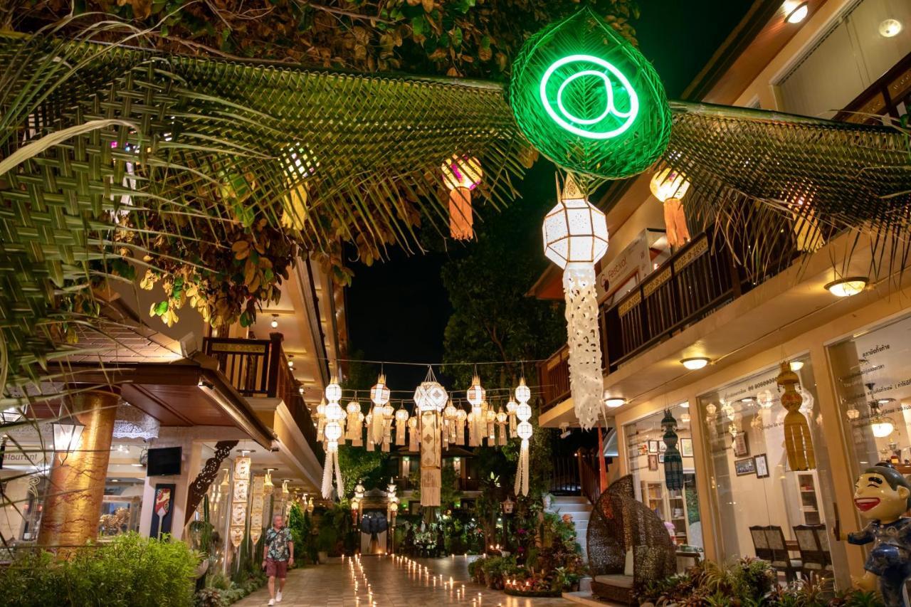 At Chiang Mai Hotel Exterior photo