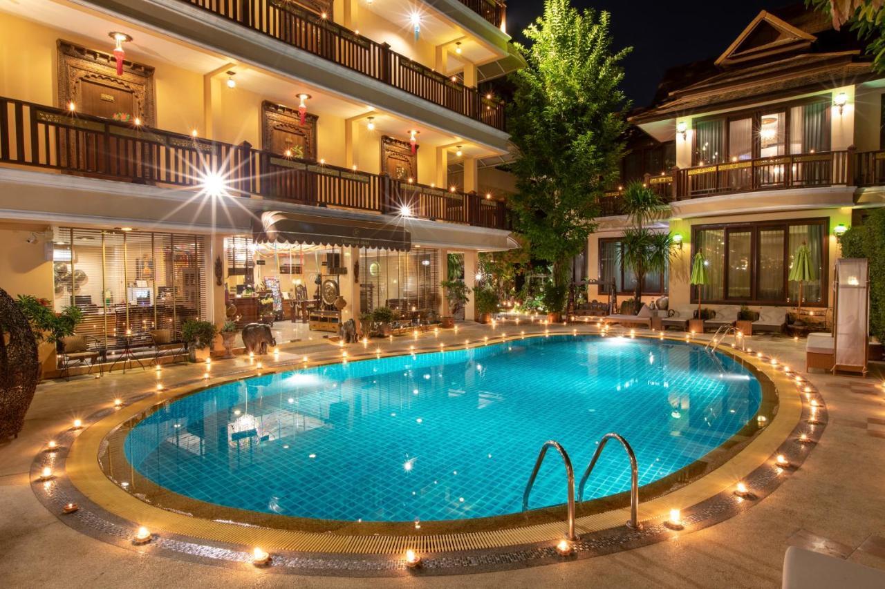 At Chiang Mai Hotel Exterior photo
